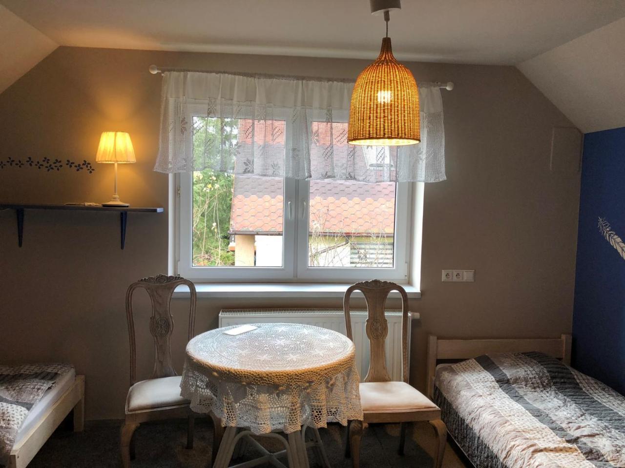 Stajnia Bialy Borek Biskupice Kocurów Buitenkant foto